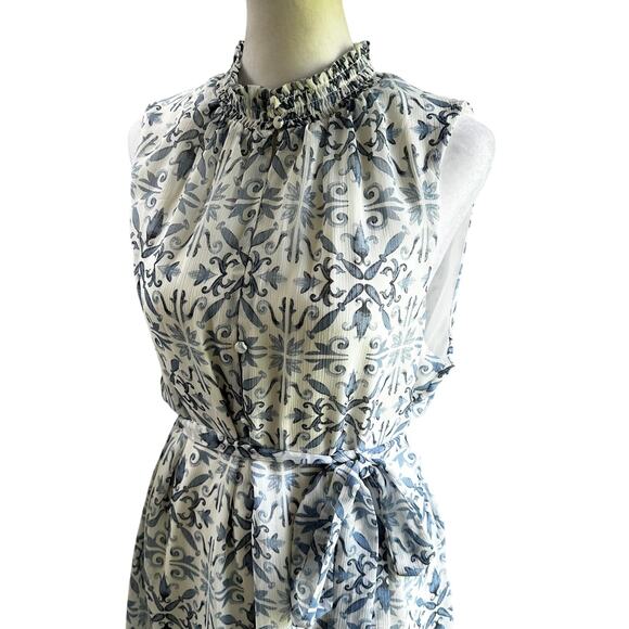 WHBM Blue Floral Dress Size Medium Sleeveless Tiered Resort Romance Style - Picture 3 of 10